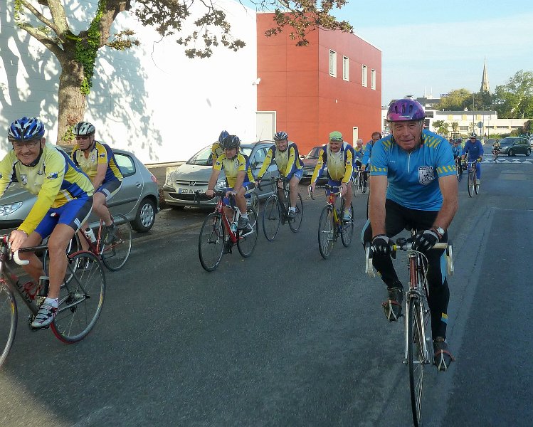 2010-10-10 09 12 Tour d_honneur.JPG